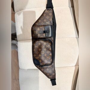 AUTHENTIC Louis Vuitton Monogram Macassar Christopher Bumbag